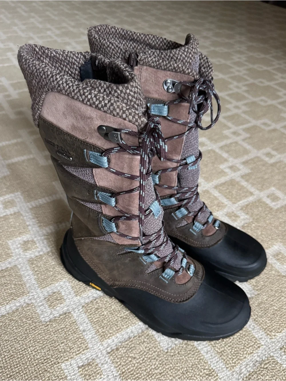 Merrell Thermo Aurora 2 Tall Waterproof Snow Boots Brown Vibram Sole Women’s 9